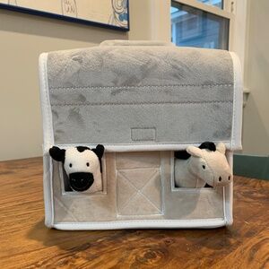 Plush farm animal toy